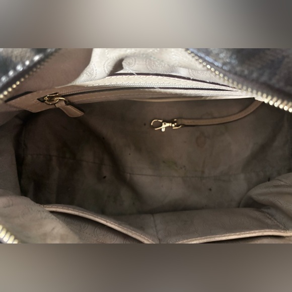 3PC Michael Kors Grayson Signature Monogram Satchel, Wristlet, & Dust Bag - Picture 12 of 14